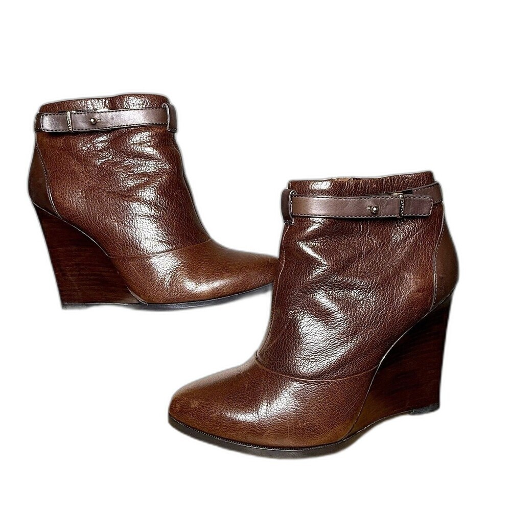 Coach Melody Leather Wedge Ankle Boots Brown Almond Toe Zip Size 7B - Picture 4 of 14